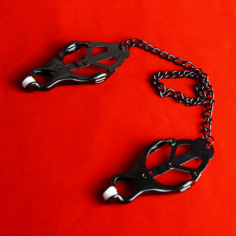 Morsetti per copricapezzoli in - Nipple Cover Pasties recensione e prezzo